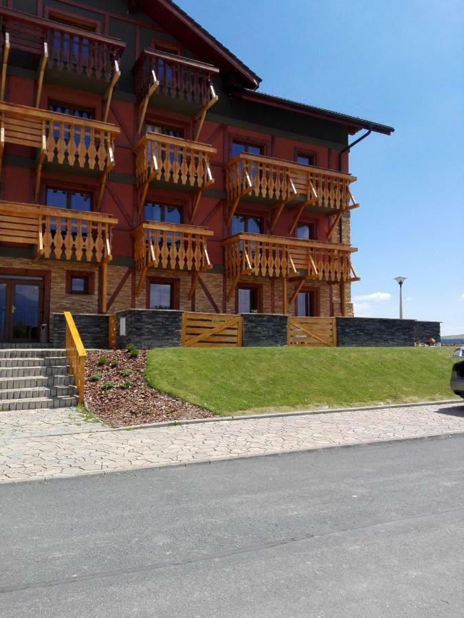 Apartman Fiona Велика Ломниця Екстер'єр фото