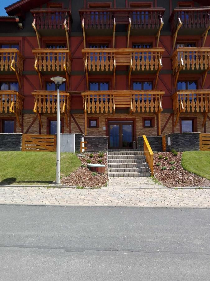 Apartman Fiona Велика Ломниця Екстер'єр фото